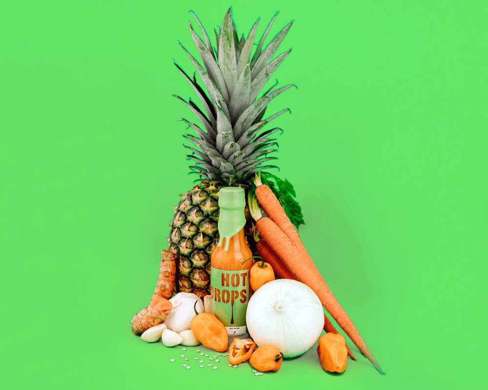 Tropical Thunder bottle with pineapple, carrot and habanero