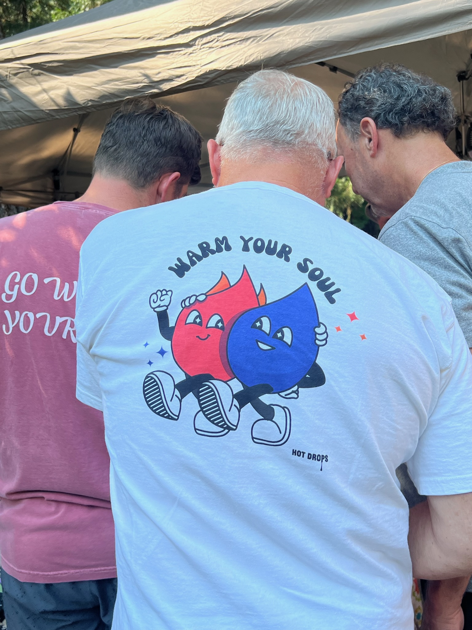 “Warm your soul” t-shirt with flame and drop characters